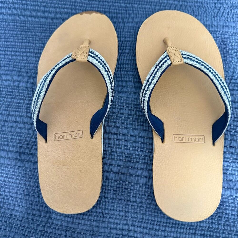 Hari Mari Women's Leather Flip Flops Blue Size 7 Casual Summer Sandals
